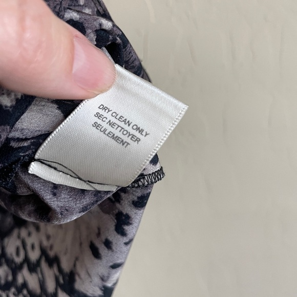 Rebecca Taylor Silk Blouse Animal Print Office Career Top Women’s Size Small - Picture 7 of 8